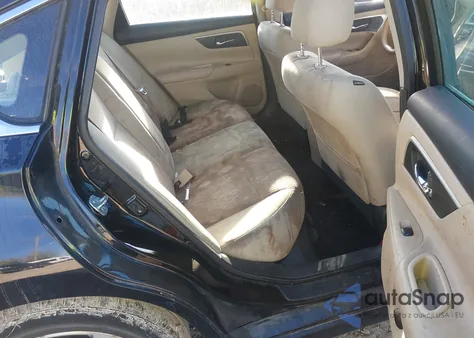 2018 Nissan Altima 2.5 Sv z USA, uszkodzony, nr VIN 1N4AL3AP8JC245739